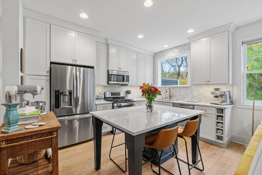 5457 Lost Lake Lane, Mound, MN 55364