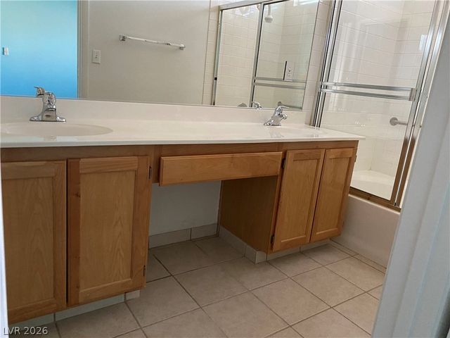 6624 Tampa Court, Las Vegas, NV 89108