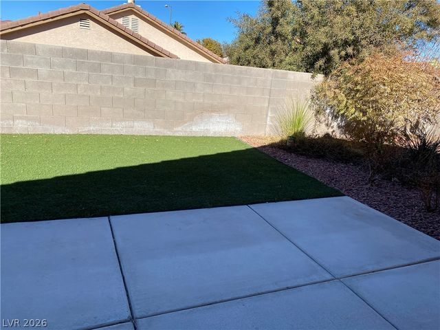 6624 Tampa Court, Las Vegas, NV 89108