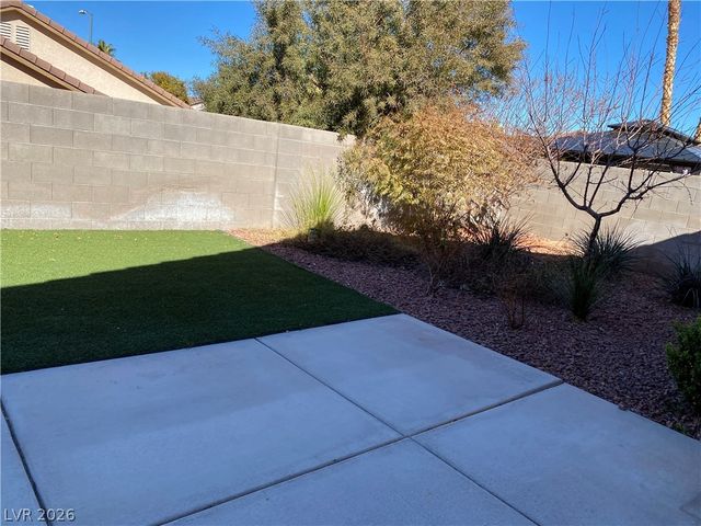6624 Tampa Court, Las Vegas, NV 89108
