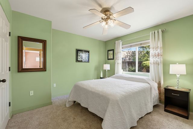 6651 Camino Rojo, Santa Fe, NM 87507