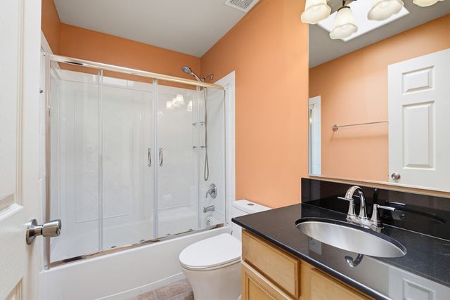 6651 Camino Rojo, Santa Fe, NM 87507