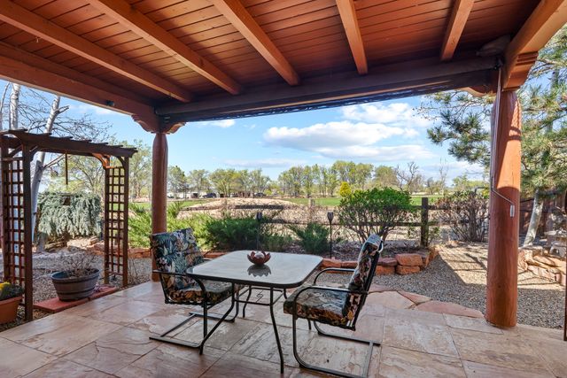 6651 Camino Rojo, Santa Fe, NM 87507