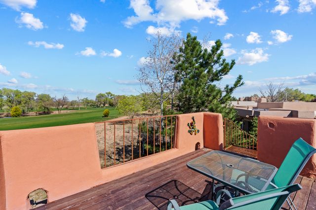 6651 Camino Rojo, Santa Fe, NM 87507