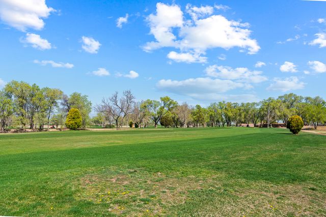 6651 Camino Rojo, Santa Fe, NM 87507