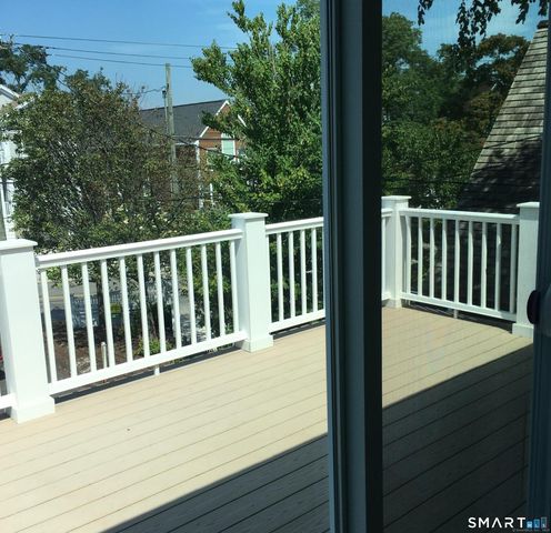 989 Fairfield Beach Road, Fairfield, CT 06824