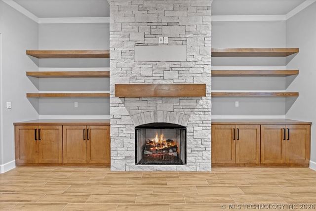 31820 E Two Socks Drive, Broken Arrow, OK 74014