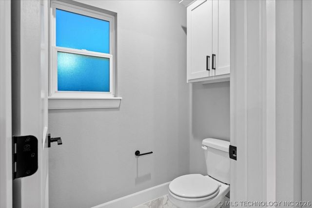 31820 E Two Socks Drive, Broken Arrow, OK 74014