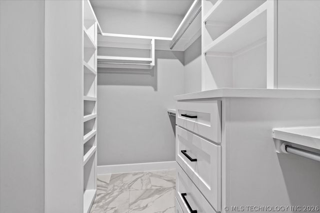 31820 E Two Socks Drive, Broken Arrow, OK 74014