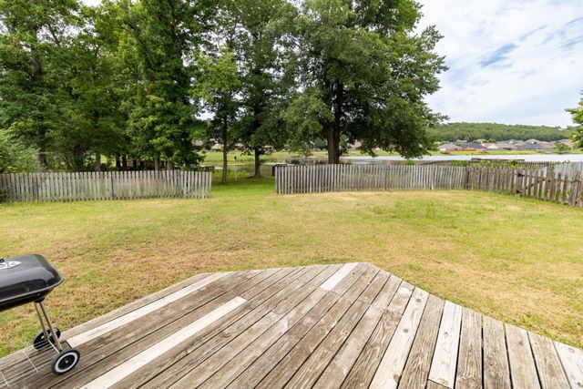 16 Lakeview Lane, Cabot, AR 72023