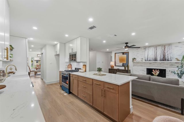 925 Fernwood Drive, Richardson, TX 75080