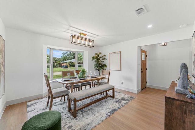 925 Fernwood Drive, Richardson, TX 75080