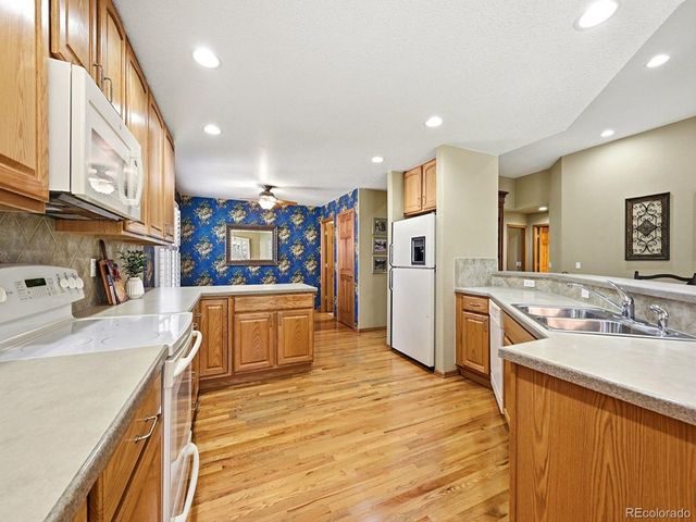 22462 E Alder Dr, Aurora, CO 80016
