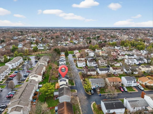 900 Pebblelane Drive, 57, Columbus, OH 43085