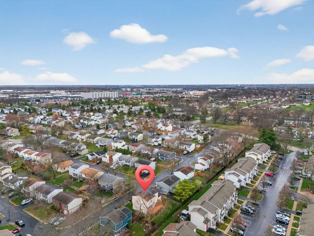 900 Pebblelane Drive, 57, Columbus, OH 43085