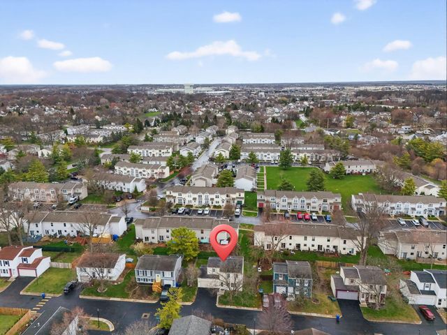 900 Pebblelane Drive, 57, Columbus, OH 43085