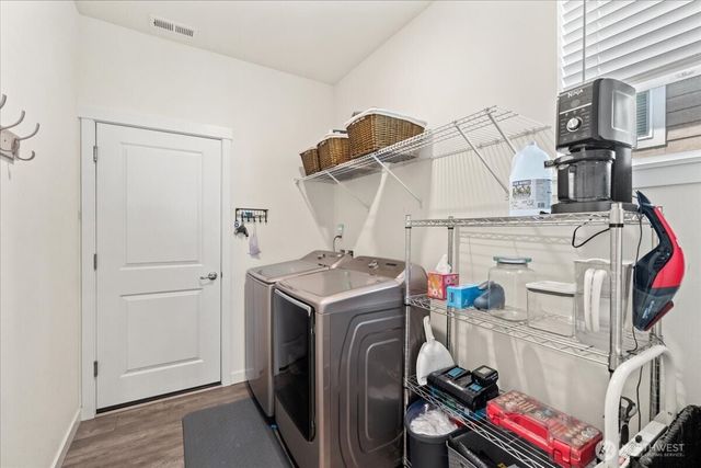 18104 SE 242 Street, Covington, WA 98042