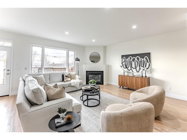 4624 W Moncrieff Pl, Denver, CO 80212