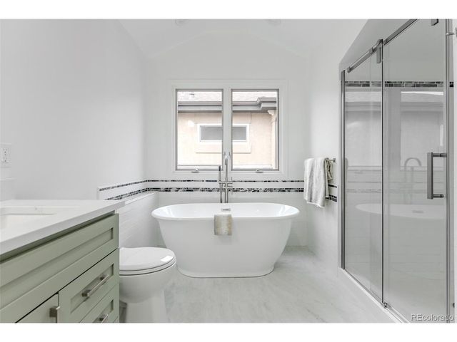 4624 W Moncrieff Pl, Denver, CO 80212