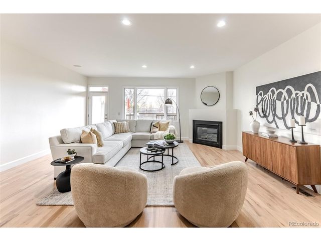 4624 W Moncrieff Pl, Denver, CO 80212