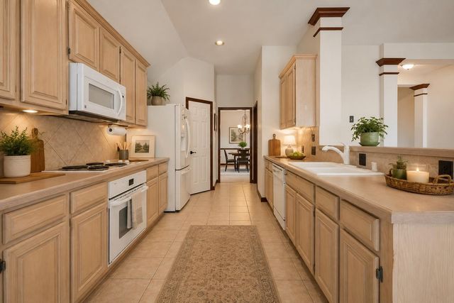 4312 Running Pine Drive, League City, TX 77573
