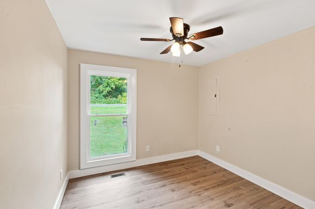1121 Blake Road, Lyles, TN 37098