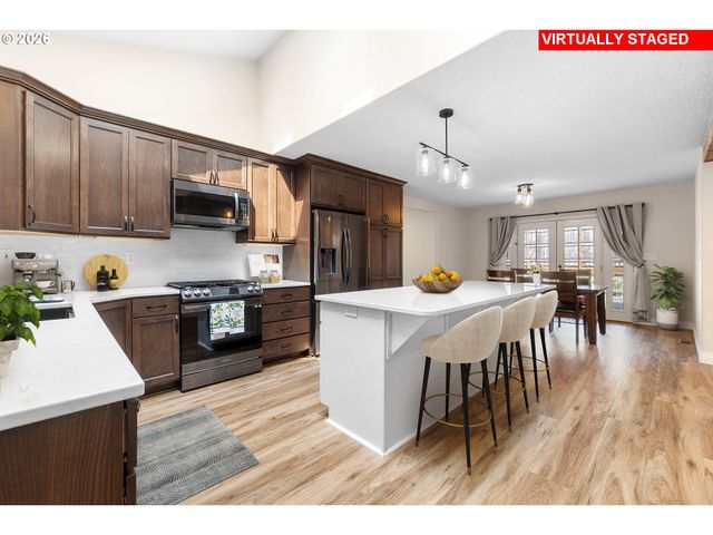 16300 Se ECKERT Ln, Damascus, OR 97089