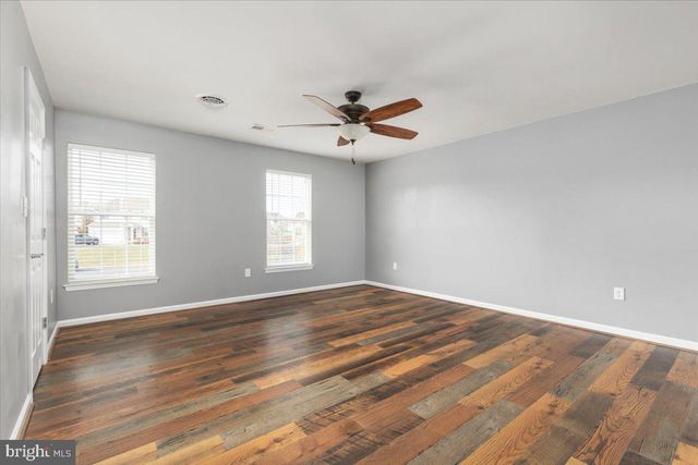 112 NORWICH CT, Stephens City, VA 22655