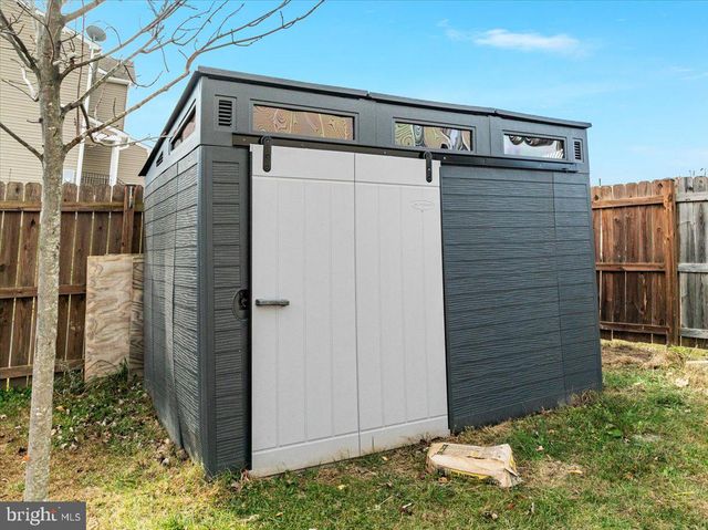 112 NORWICH CT, Stephens City, VA 22655