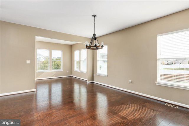 112 NORWICH CT, Stephens City, VA 22655