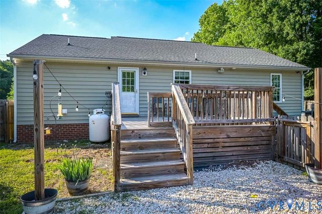 9052 Russet Ln, Mechanicsville, VA 23116