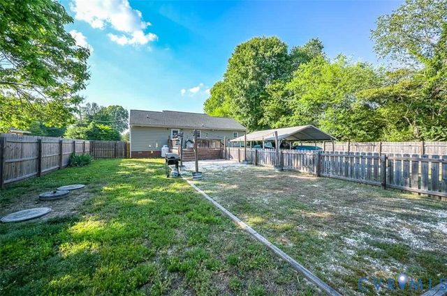 9052 Russet Ln, Mechanicsville, VA 23116