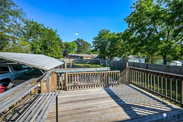 9052 Russet Ln, Mechanicsville, VA 23116