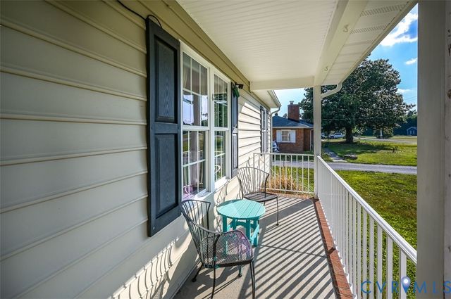 9052 Russet Ln, Mechanicsville, VA 23116