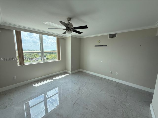 610 W Las Olas Blvd 913N, Fort Lauderdale, FL 33312