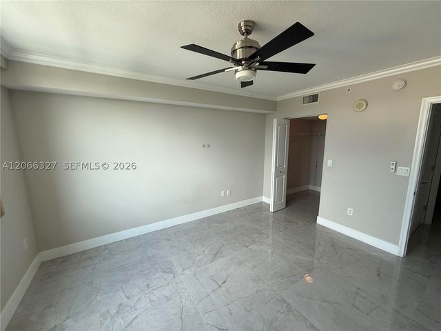 610 W Las Olas Blvd 913N, Fort Lauderdale, FL 33312
