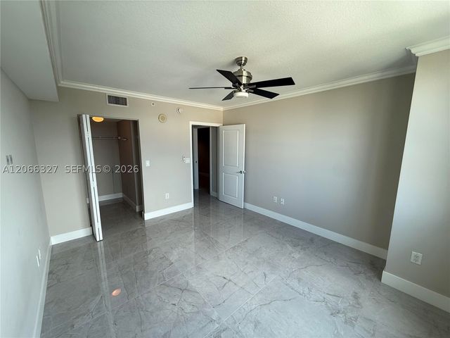 610 W Las Olas Blvd 913N, Fort Lauderdale, FL 33312