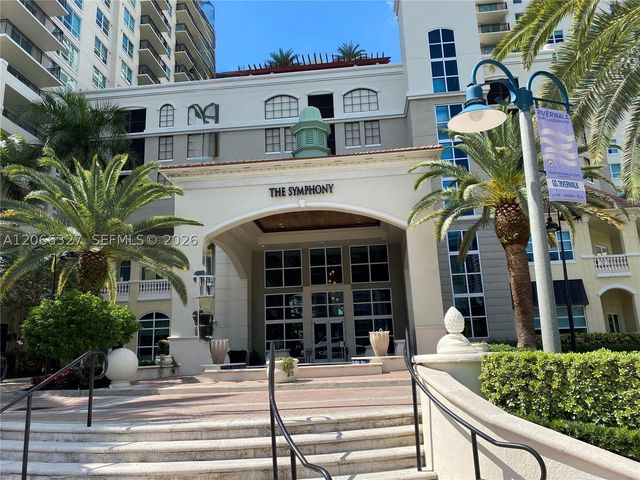 610 W Las Olas Blvd 913N, Fort Lauderdale, FL 33312