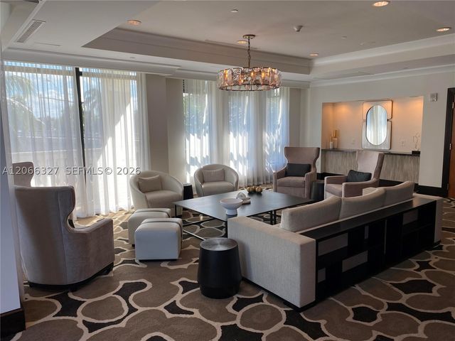 610 W Las Olas Blvd 913N, Fort Lauderdale, FL 33312