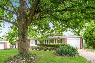 1520 Arlington, Florissant, MO 63033