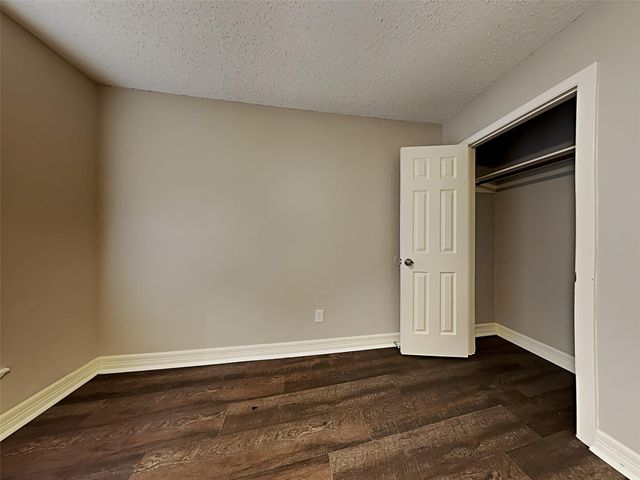 6907 Foxside Lane, Humble, TX 77338