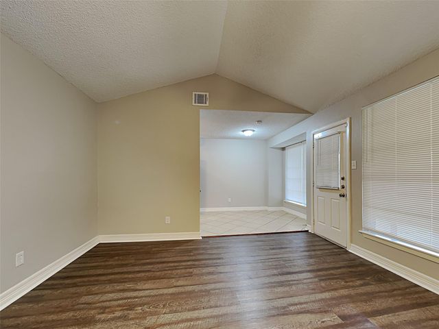 6907 Foxside Lane, Humble, TX 77338
