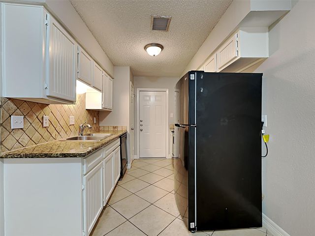 6907 Foxside Lane, Humble, TX 77338