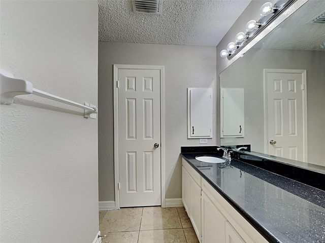6907 Foxside Lane, Humble, TX 77338
