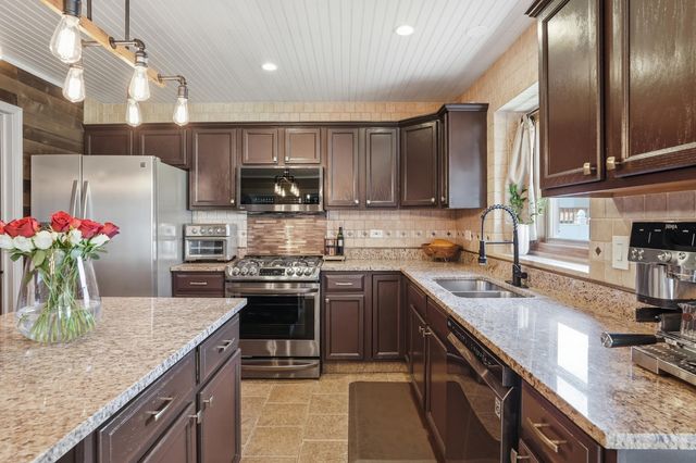 15618 97th Lane, Dyer, IN 46311