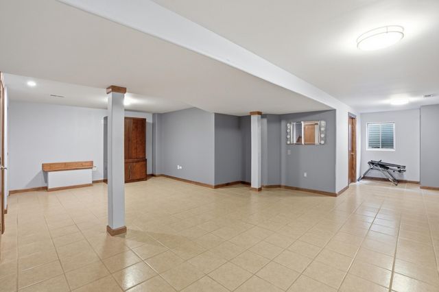 15618 97th Lane, Dyer, IN 46311