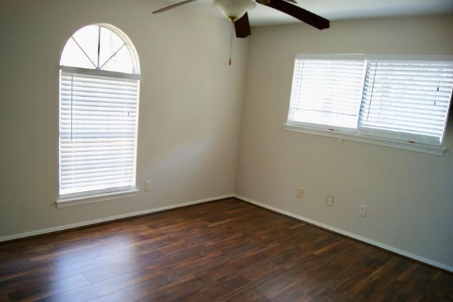 3322 Sycamore Springs Drive, Houston, TX 77339