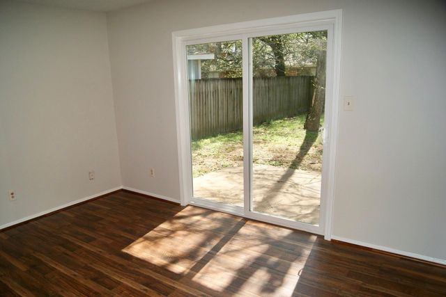 3322 Sycamore Springs Drive, Houston, TX 77339