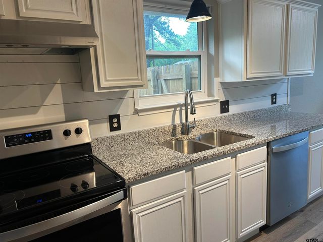 15388 BRITTAIN COURT, Lindale, TX 75771