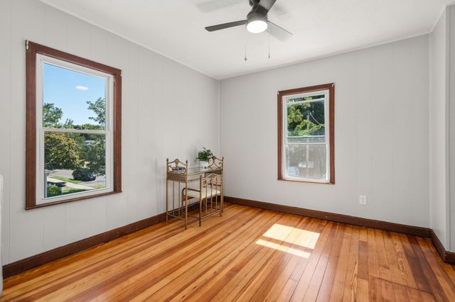 549 Chicopee St, Chicopee, MA 01013